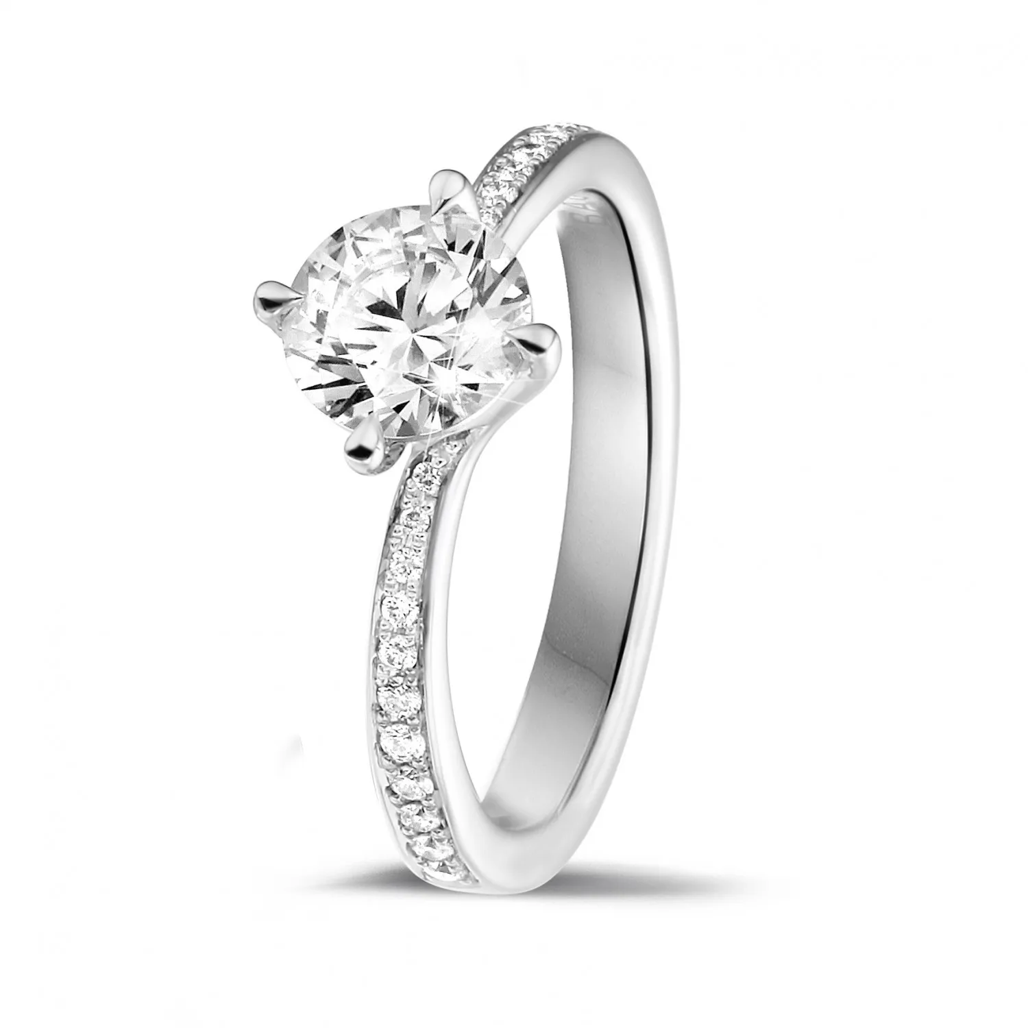 0.90 quilates anillo solitario diamante en platino con diamantes en los lados 