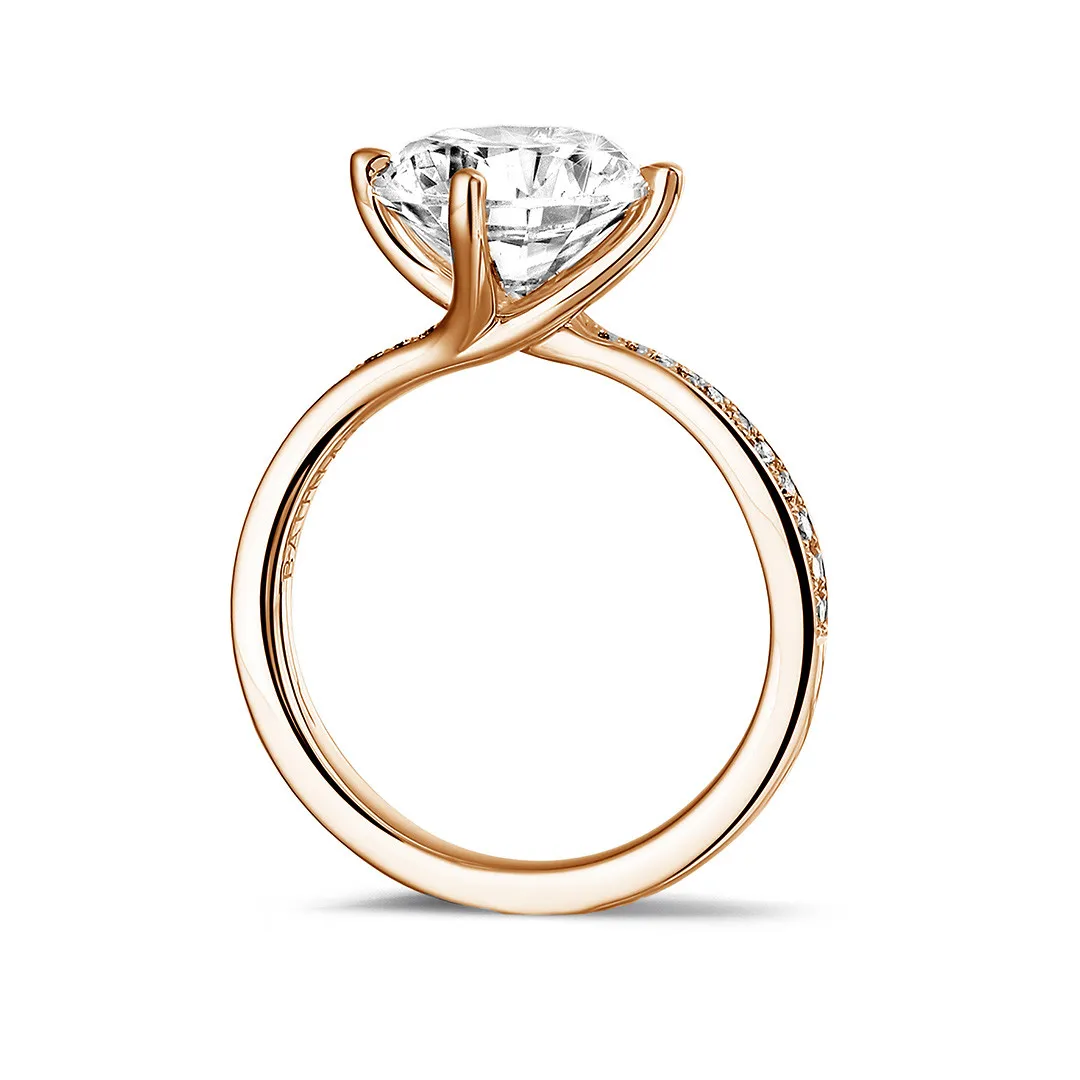 3.00 quilates anillo solitario diamante en oro rojo con diamantes en los lados 
