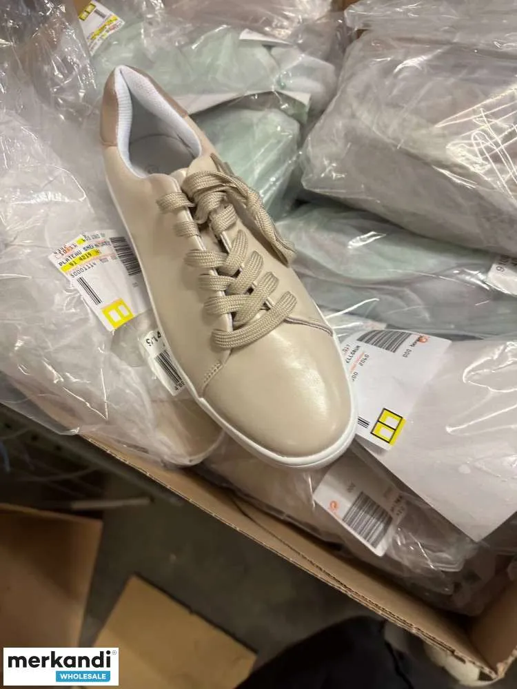 4 € por par en una mezcla de zapatos, cartón mixto que incluye diferentes modelos y tamaños, palet de liquidación, incluidos zap