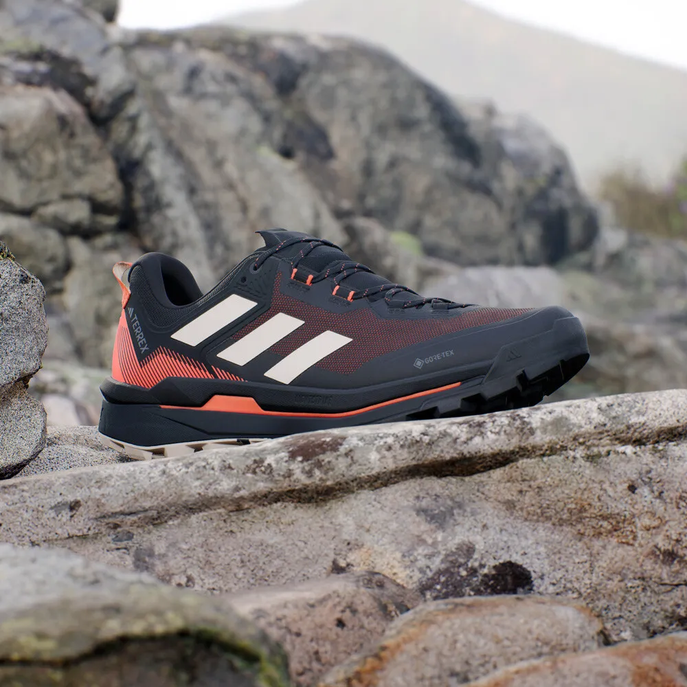 ADIDAS TERREX SKYCHASER TECH GORETEX ZAPATILLAS DE TREKKING  SS24