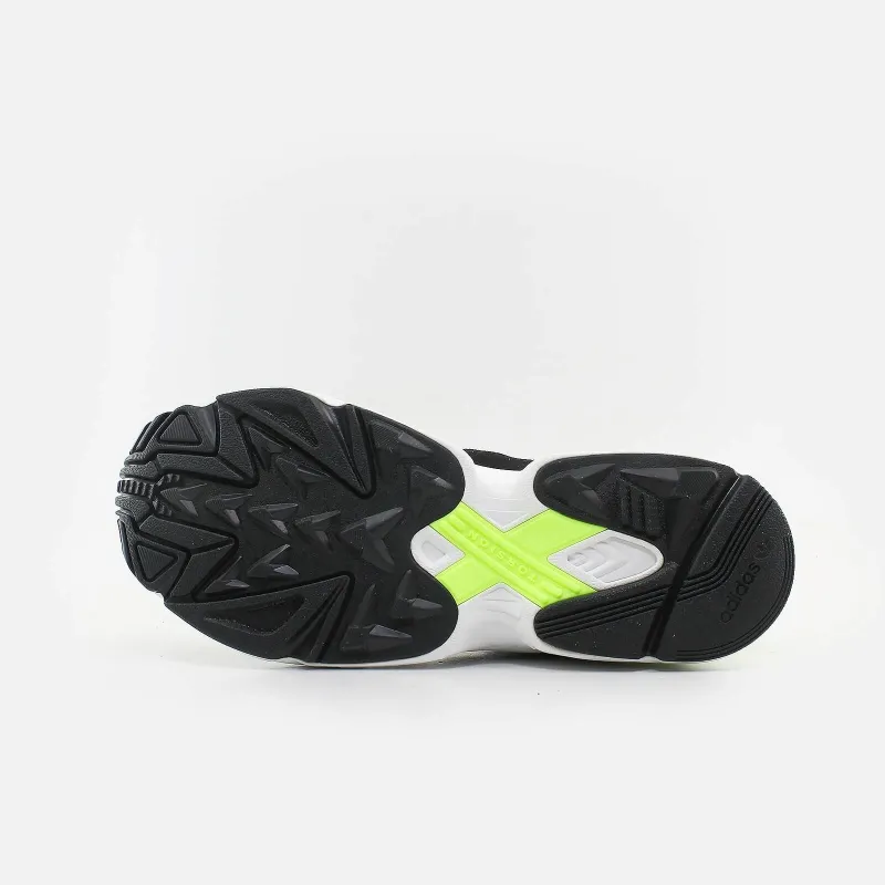 ADIDAS YUNG1 EE5317