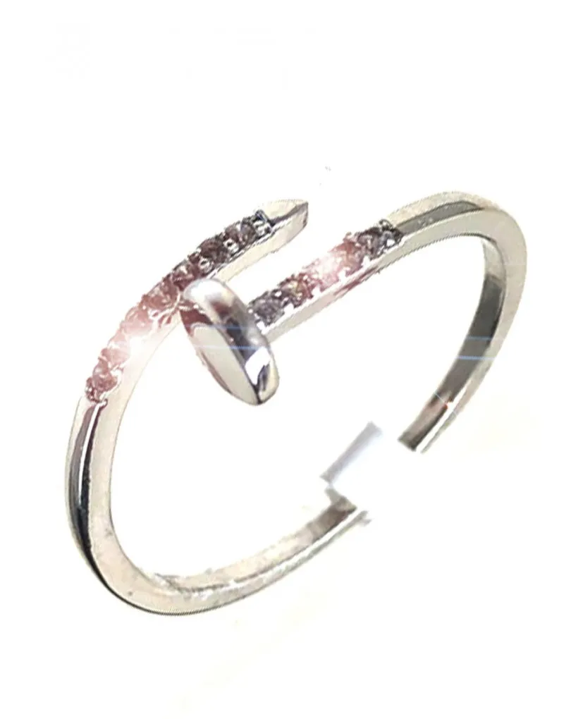ANILLOS PLATEADOS PARA MUJER DE BISUTERIA FINA CON CLAVO