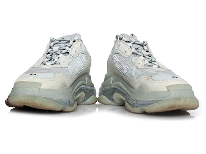 balenciaga, Zapatillas Triple S en gris 