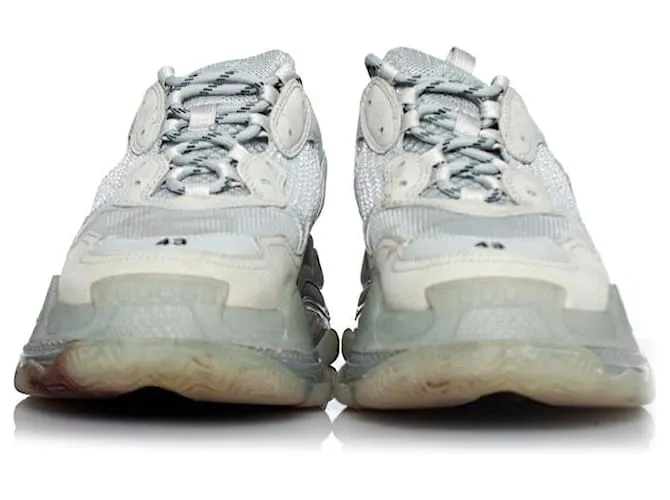 balenciaga, Zapatillas Triple S en gris 
