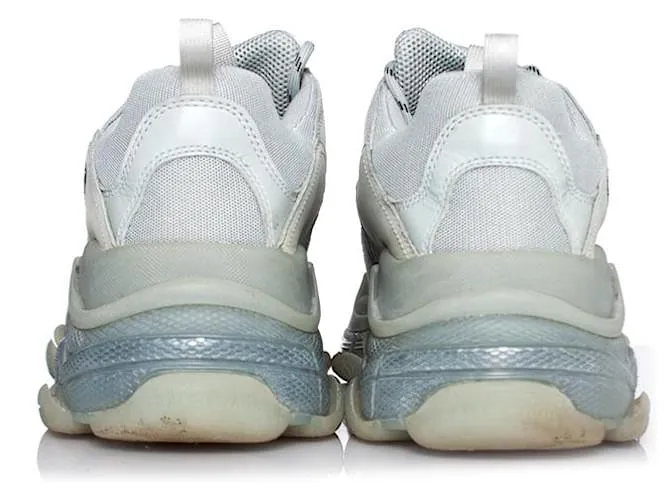 balenciaga, Zapatillas Triple S en gris 