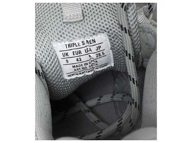 balenciaga, Zapatillas Triple S en gris 