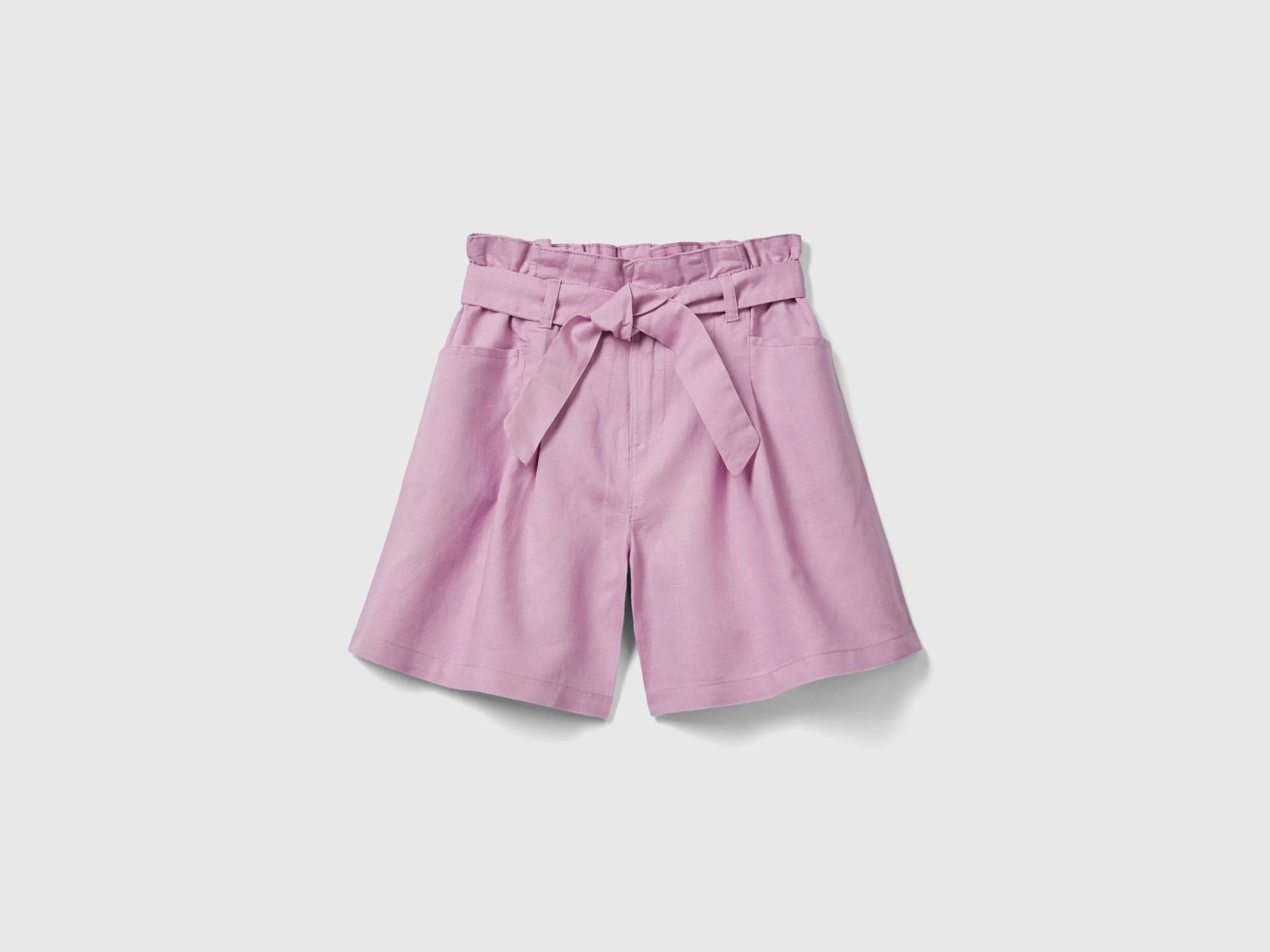 Bermudas paperbag de lino mixto