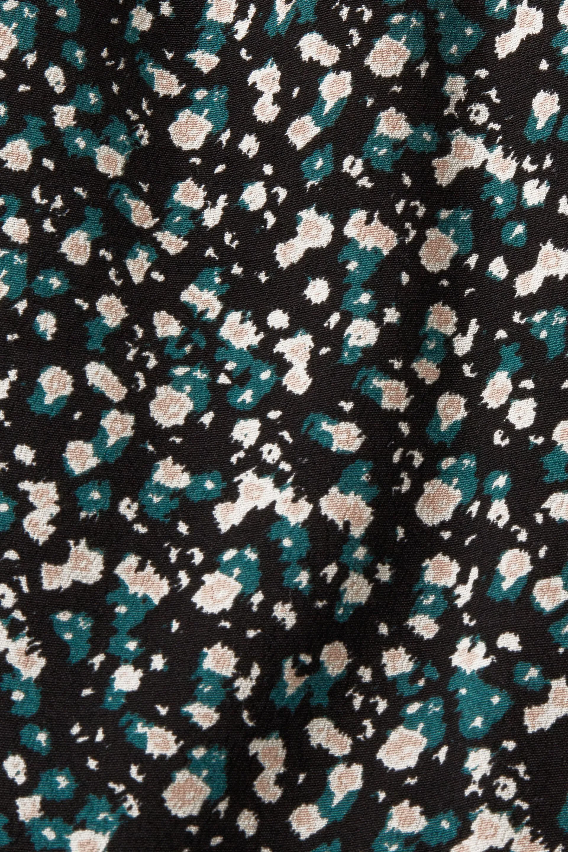 Blusa de cuello pico con estampado