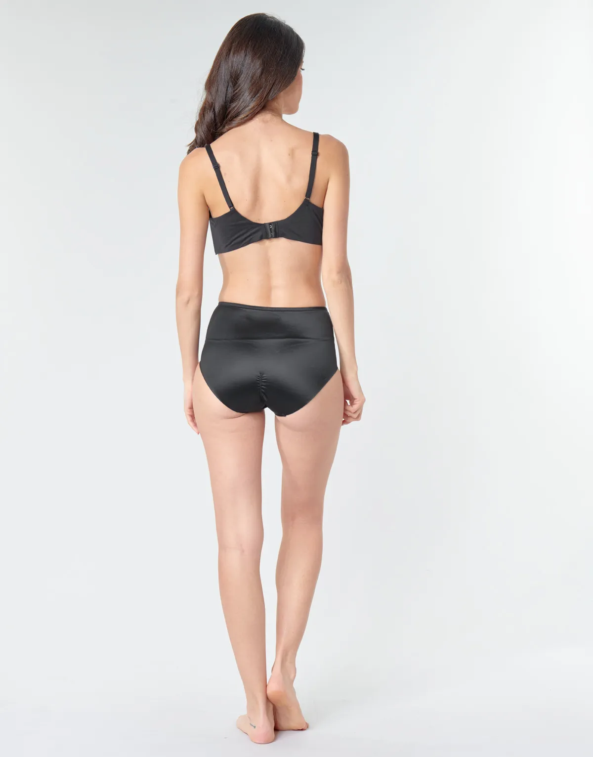 BODY  MAKE UP SOFT TOUCH