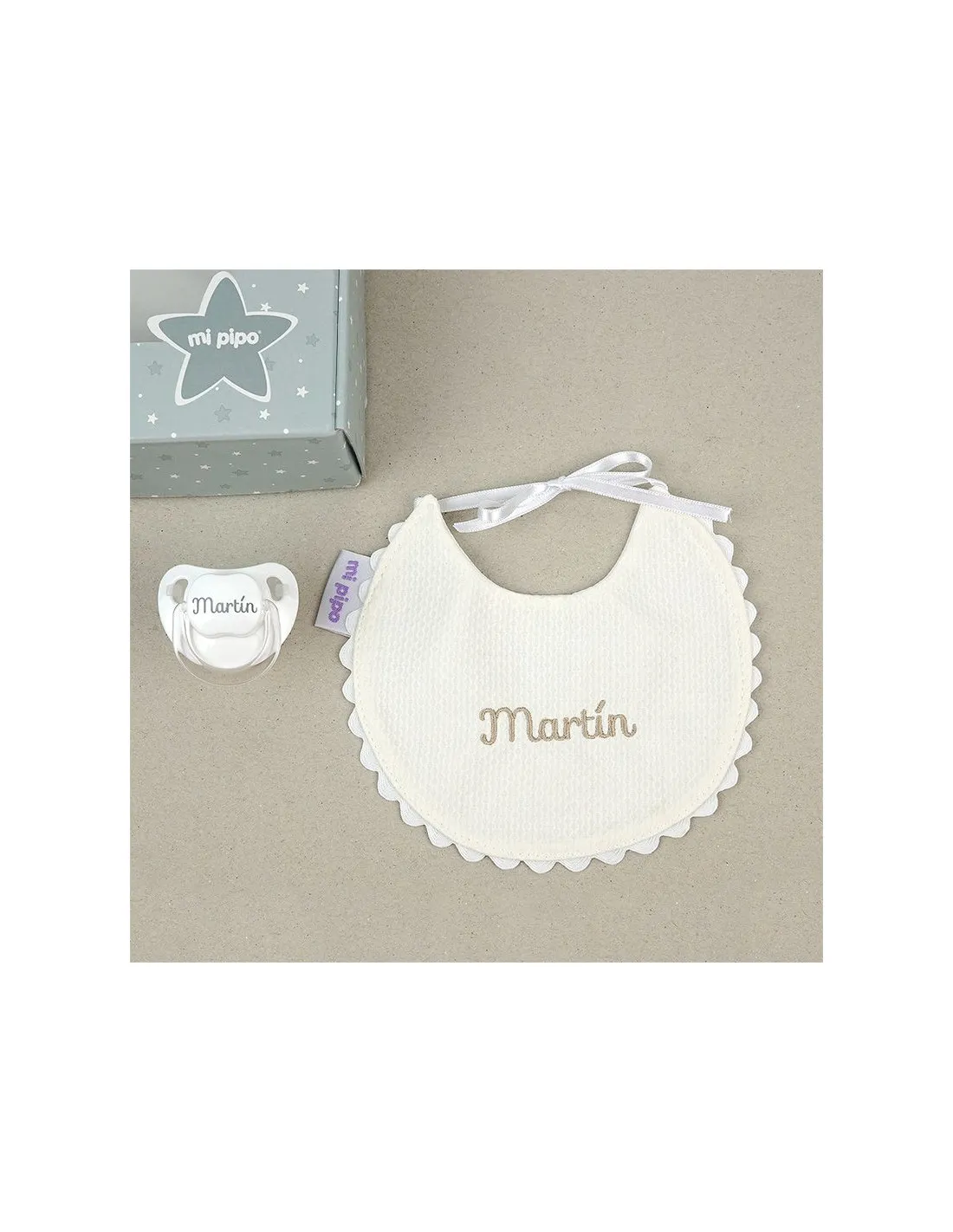 Cajita Baby babero beige personalizada de Mi Pipo
