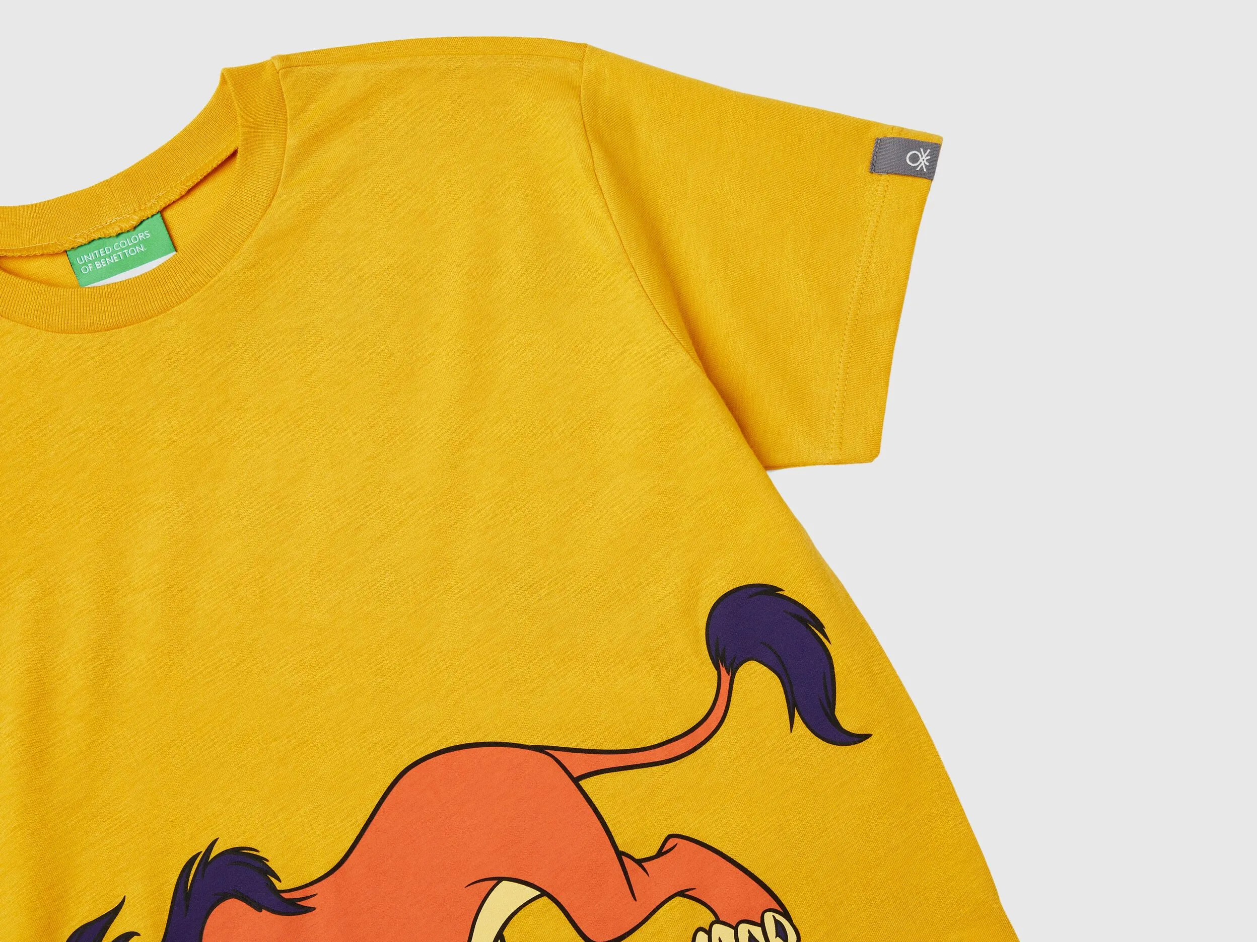 Camiseta amarillo ocre ©Disney El Rey León