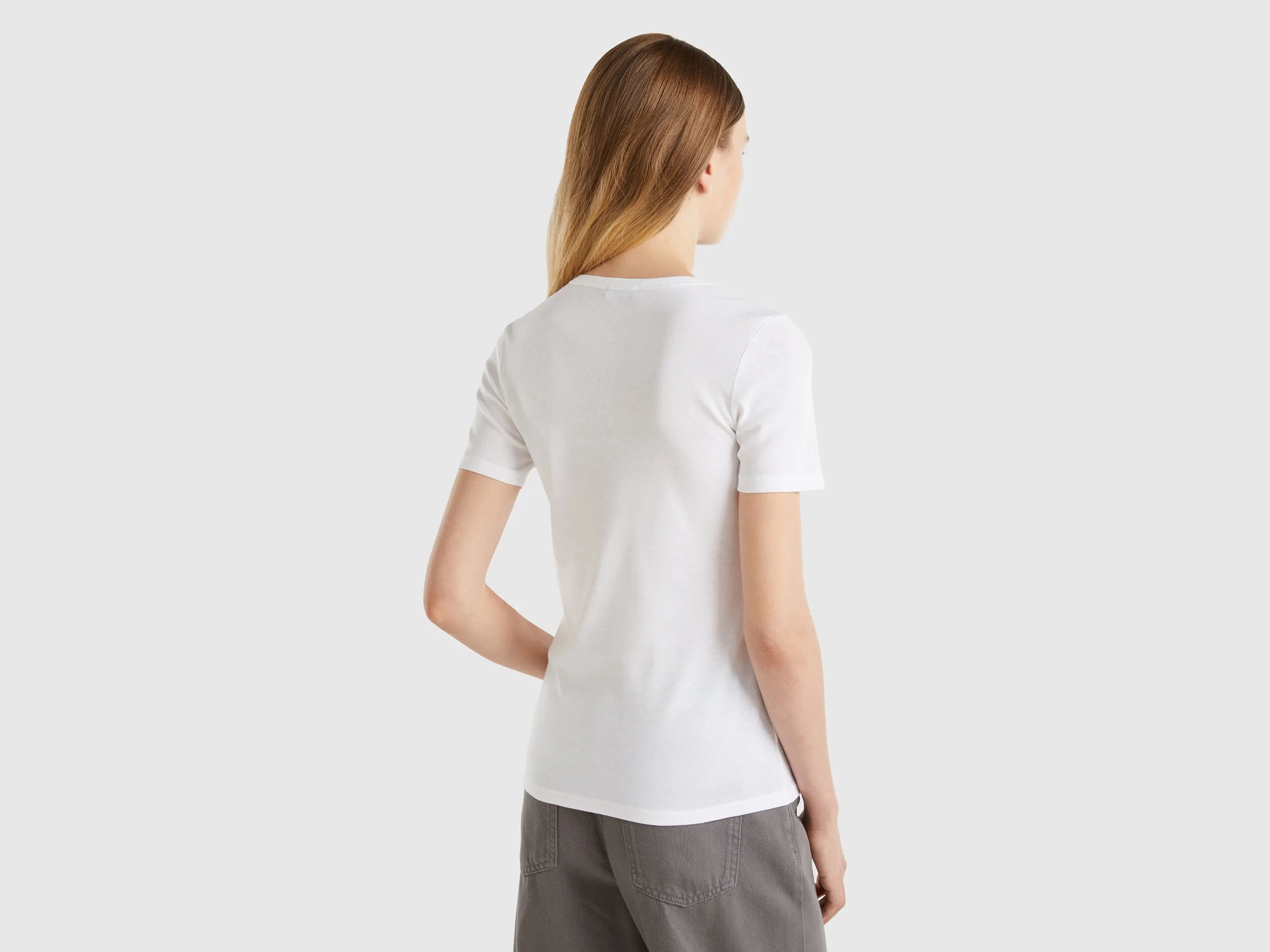 Camiseta de 100% algodón con estampado de logotipo con glitter