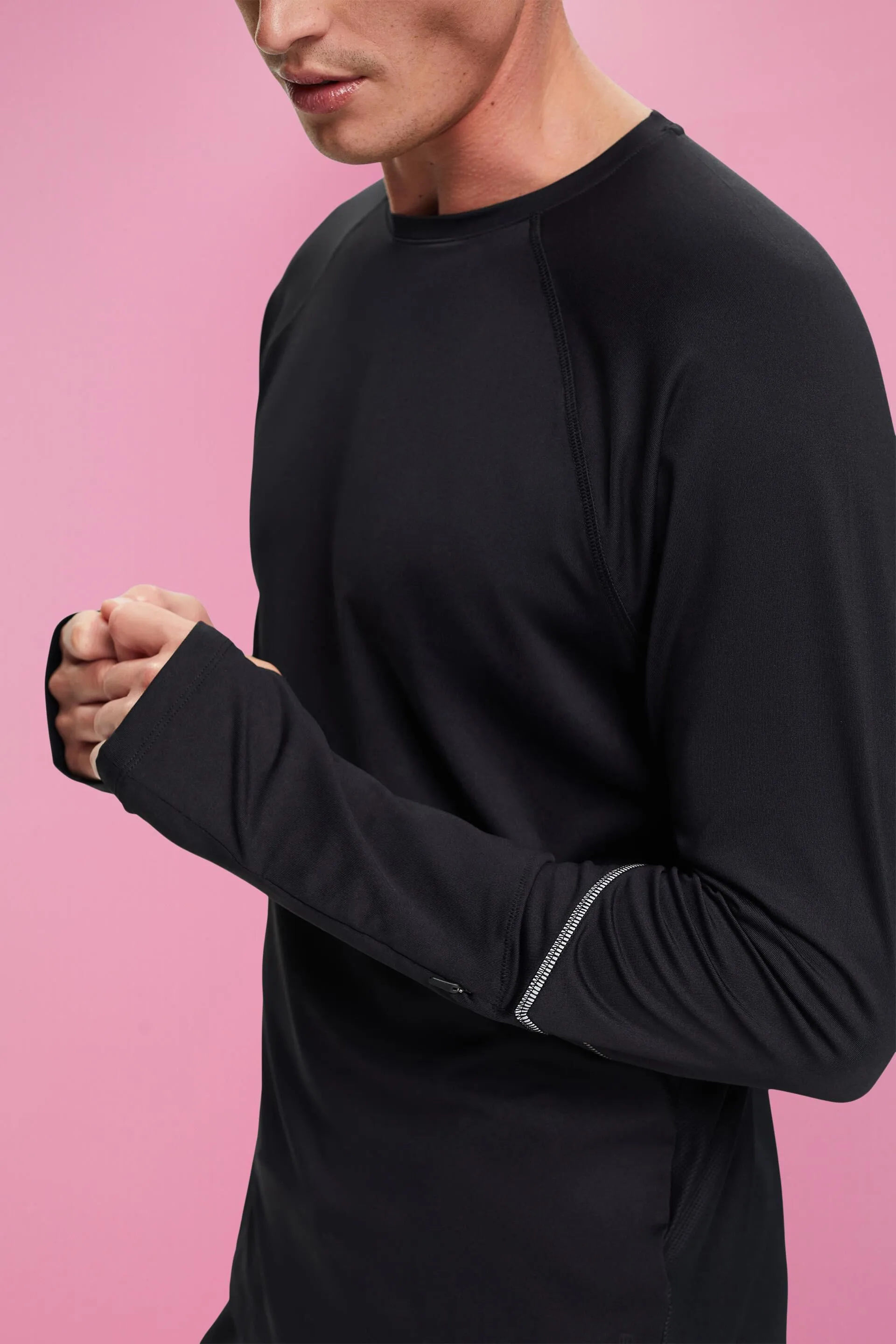 Camiseta de manga larga con agujeros para el pulgar