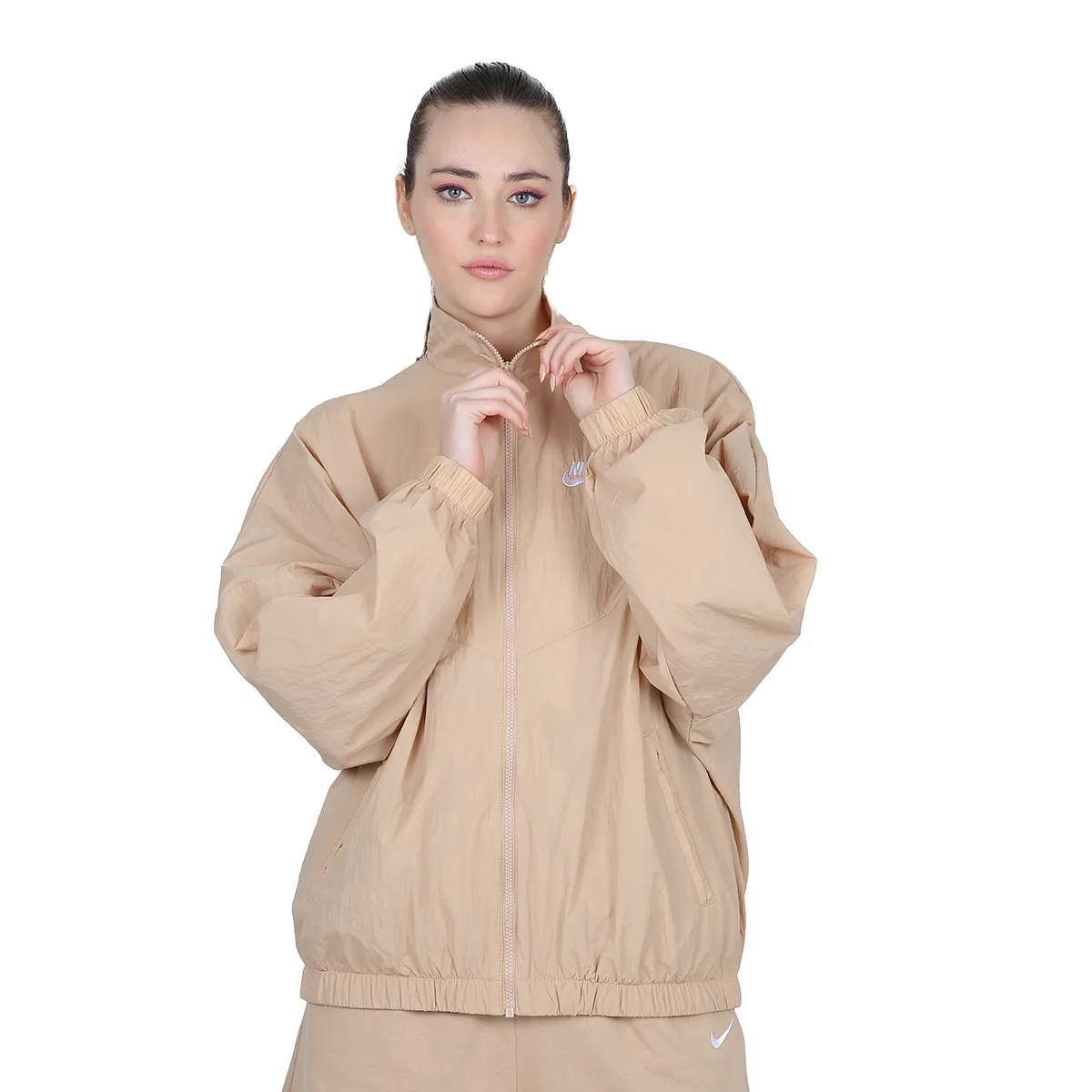 Campera Nike Sportswear Essential Windrunner