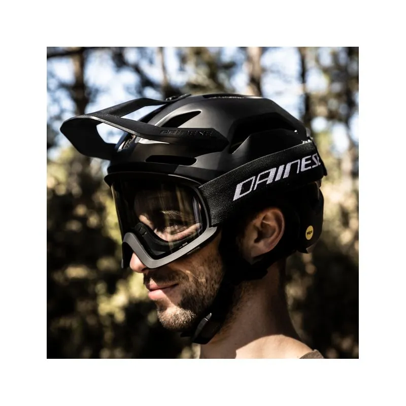 Casco MTB Dainese Linea 03 Mips (Negro/negro)