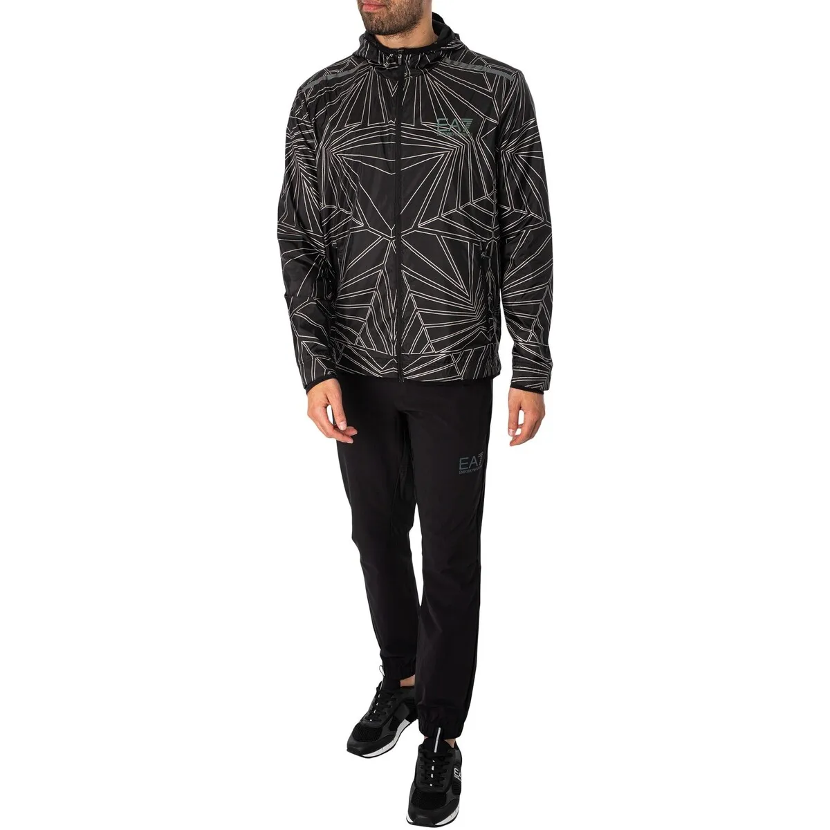 Chaqueta Ligera Con Estampado Y Logo