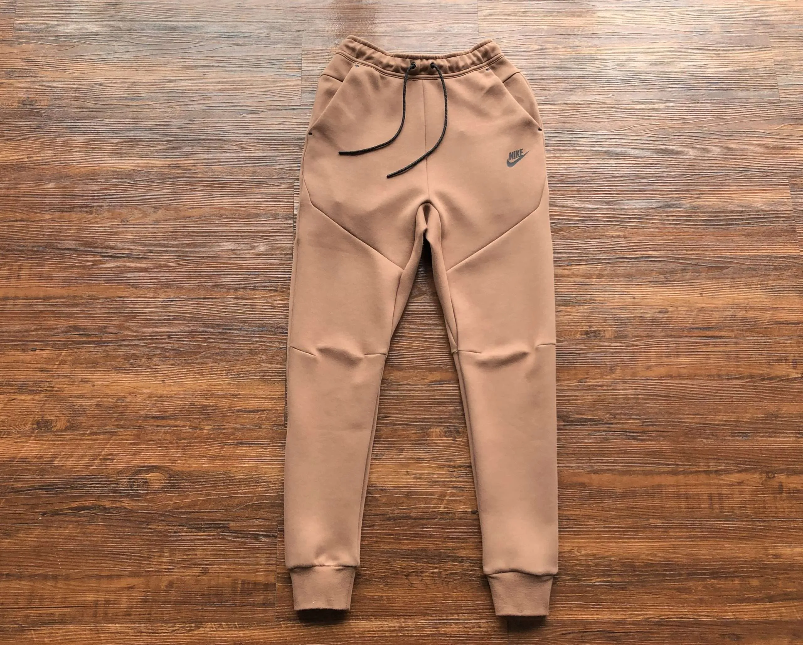 Chándal Nike Tech Fleece Beige