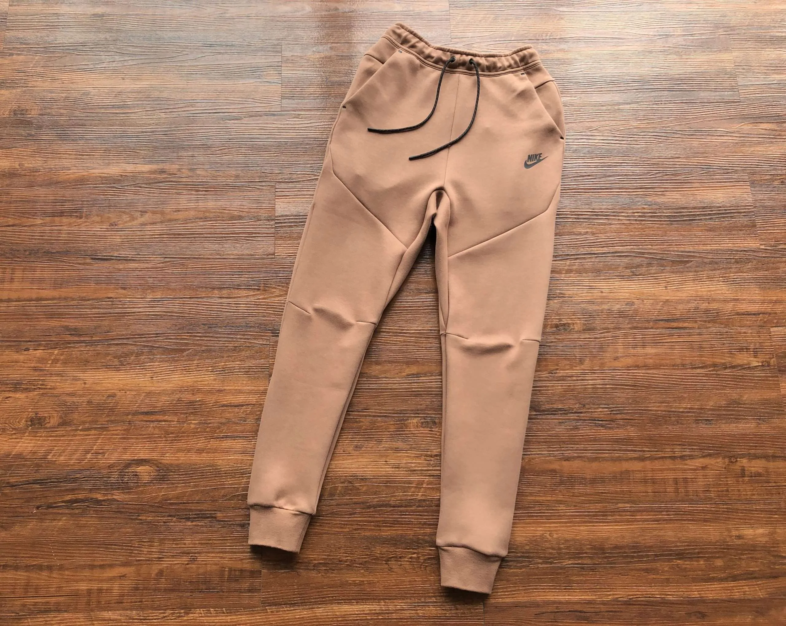 Chándal Nike Tech Fleece Beige