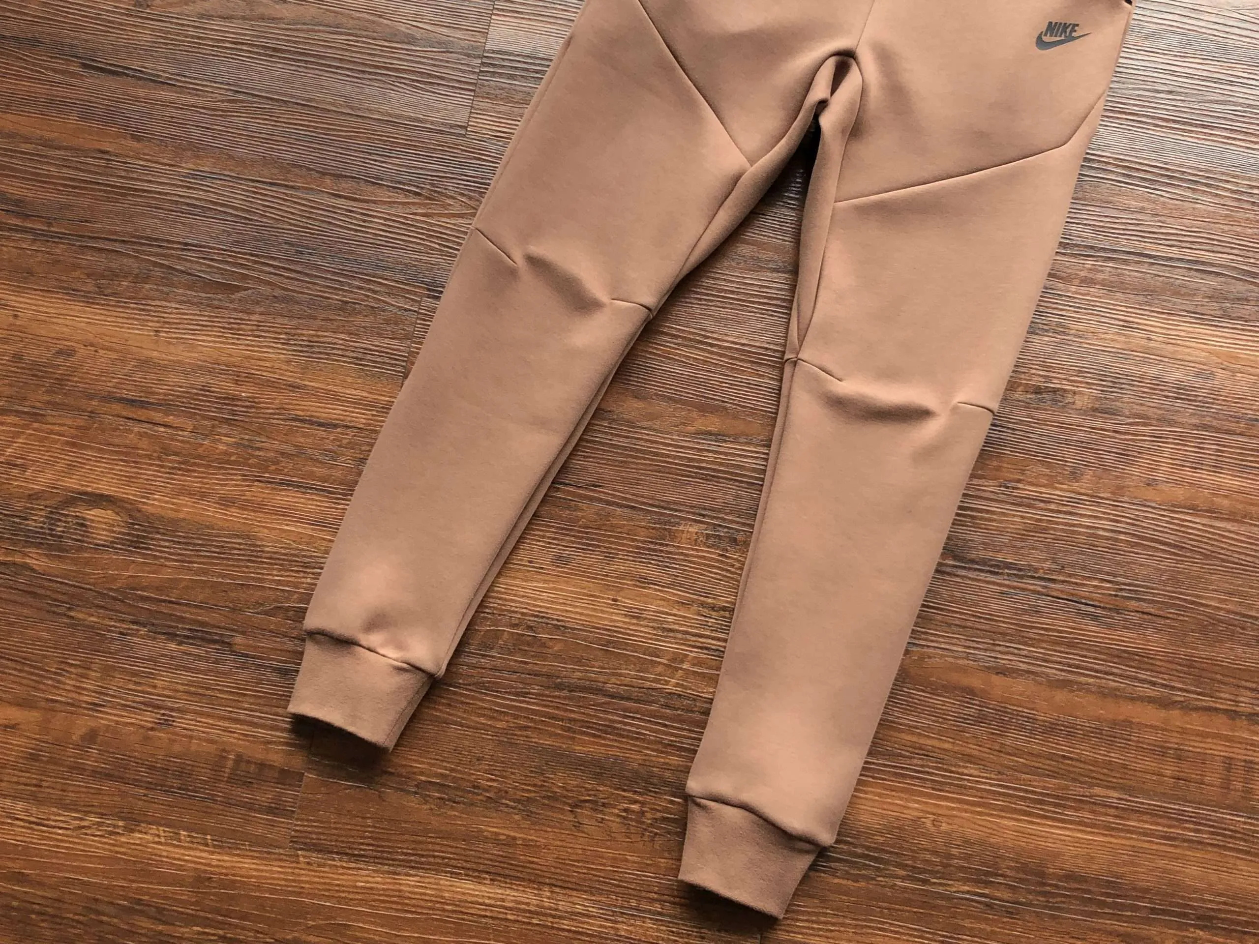 Chándal Nike Tech Fleece Beige