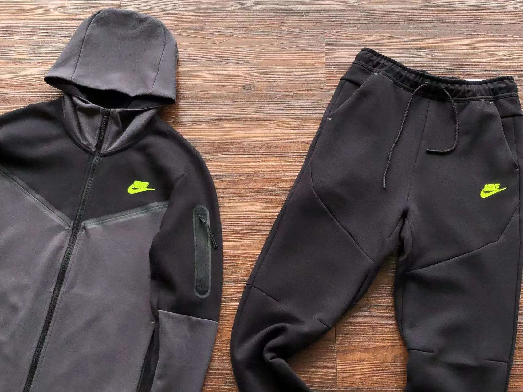 Conjunto de Chándal Nike Tech Fleece – TF40