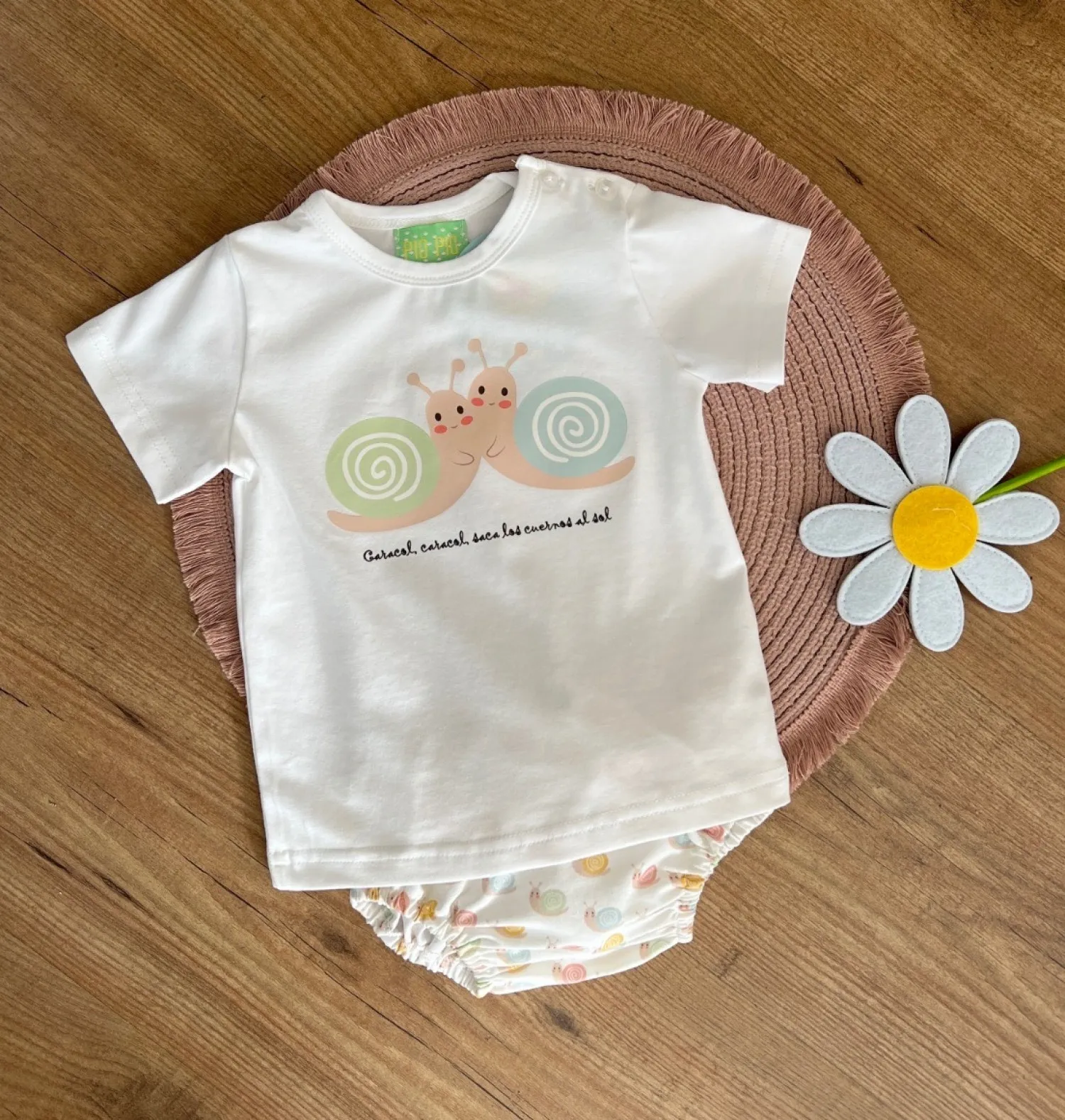 Conjunto para niño colección Caracoles de Pio Pio