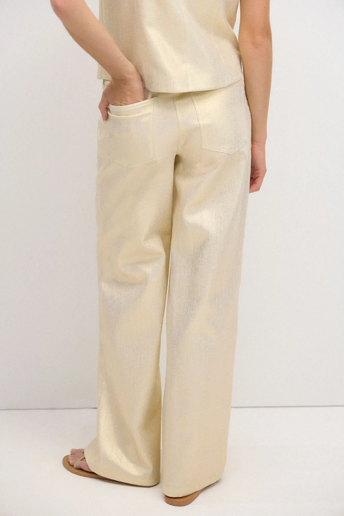 Hoss Intropia Paca. Pantalón de algodón metalizado