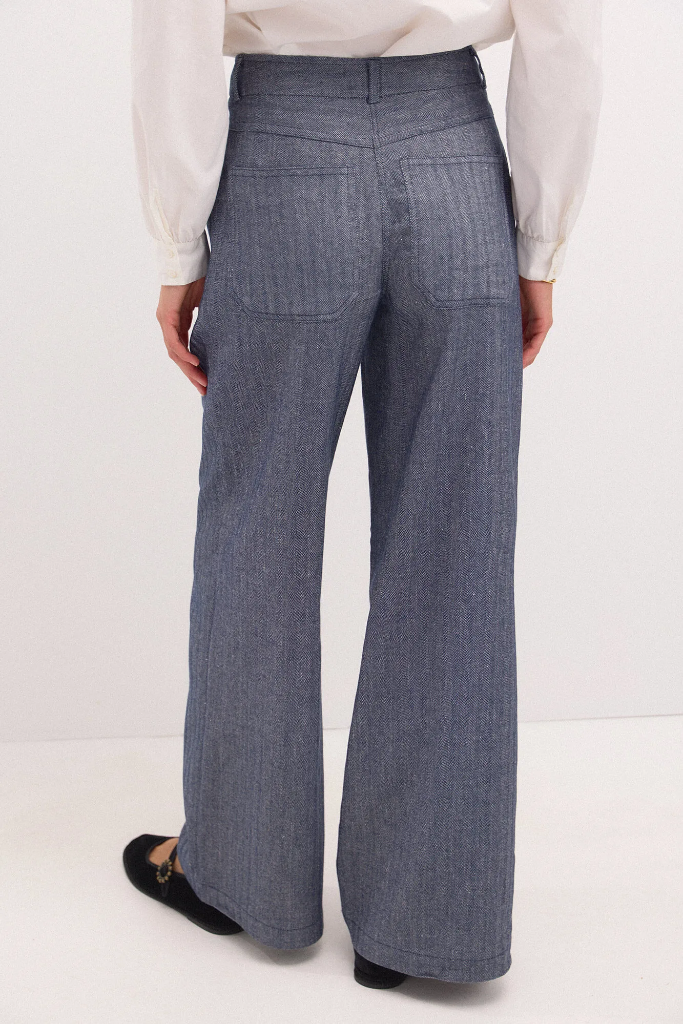 Hoss Intropia Pamela. Pantalón amplio de espiga