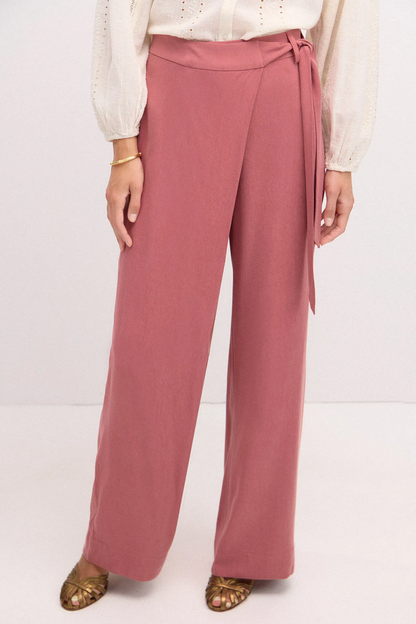 Hoss Intropia Paula. Pantalón ancho cruzado