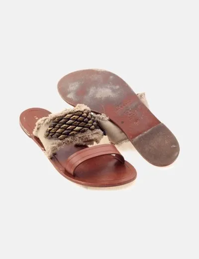 Hoss Intropia Sandalia étnica camel