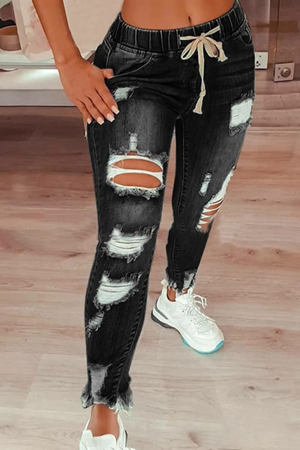 Jeans ajustados con cintura alta y aberturas Stefana, negro