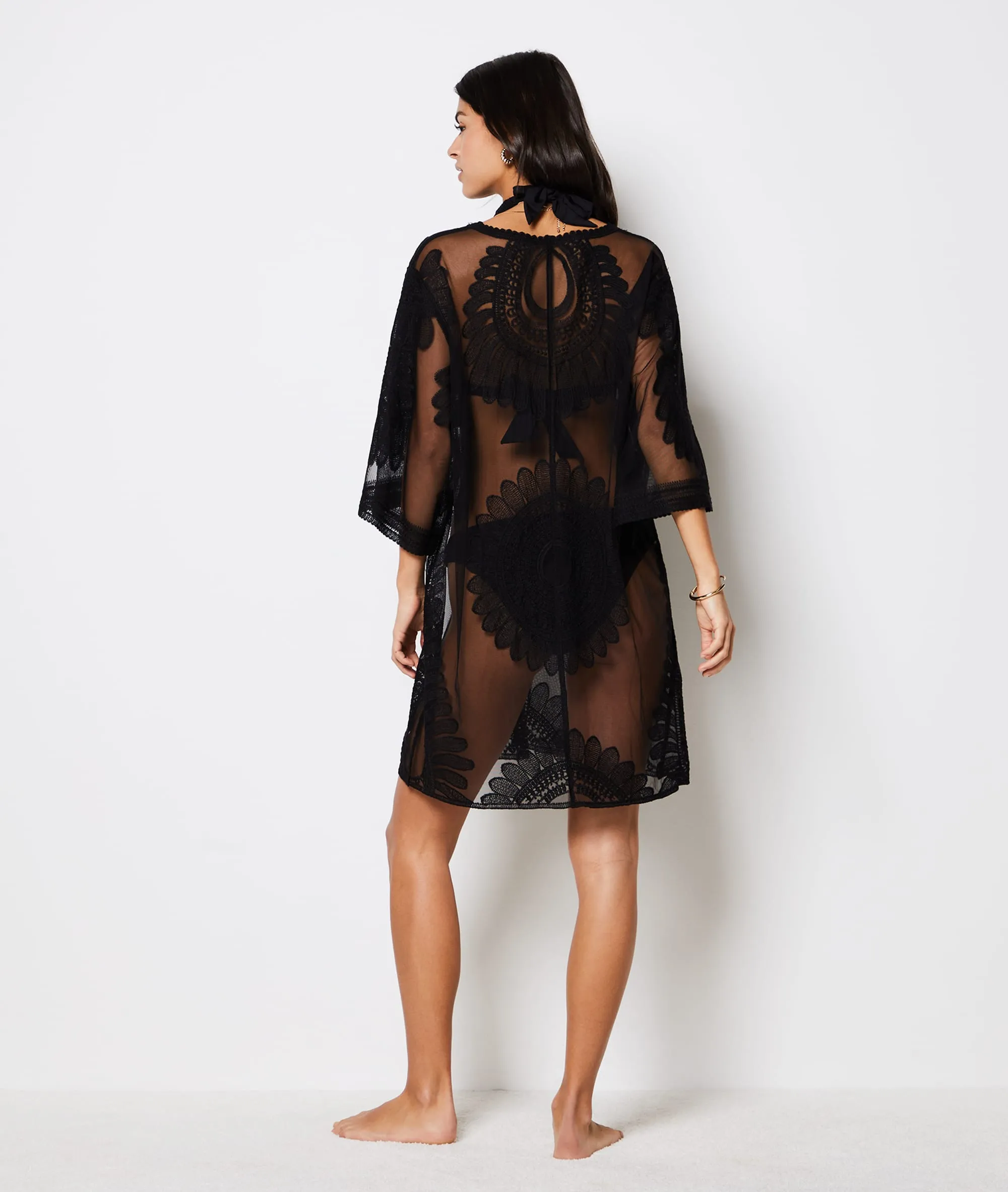KIMONO CON BORDADOS DESERT B SS24 NOIR  ETAM