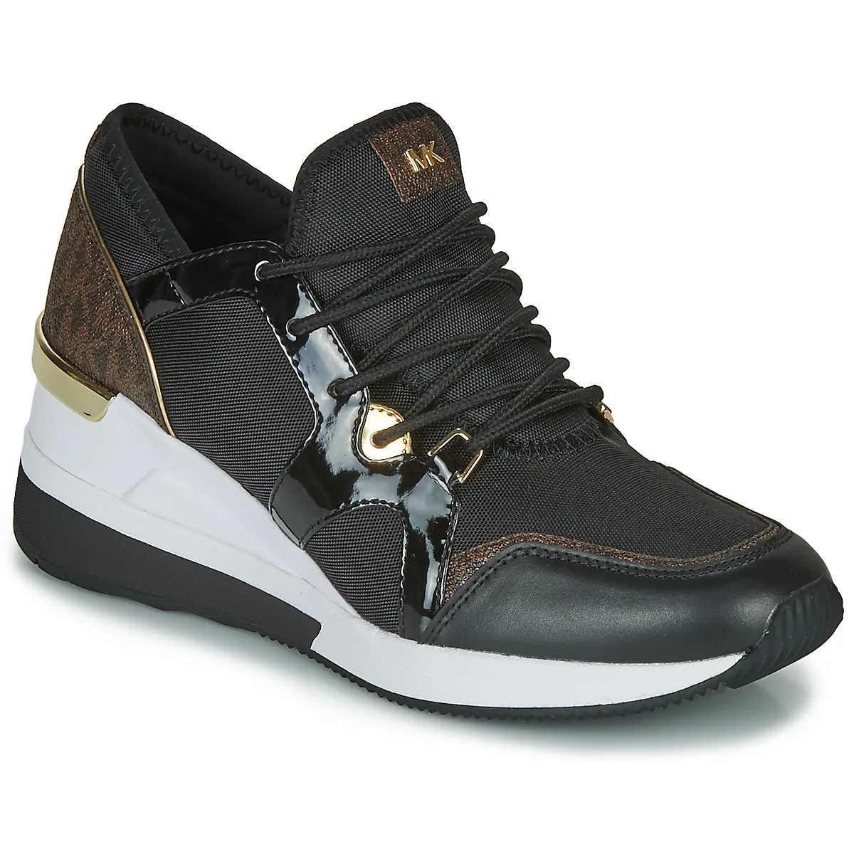LIV TRAINER