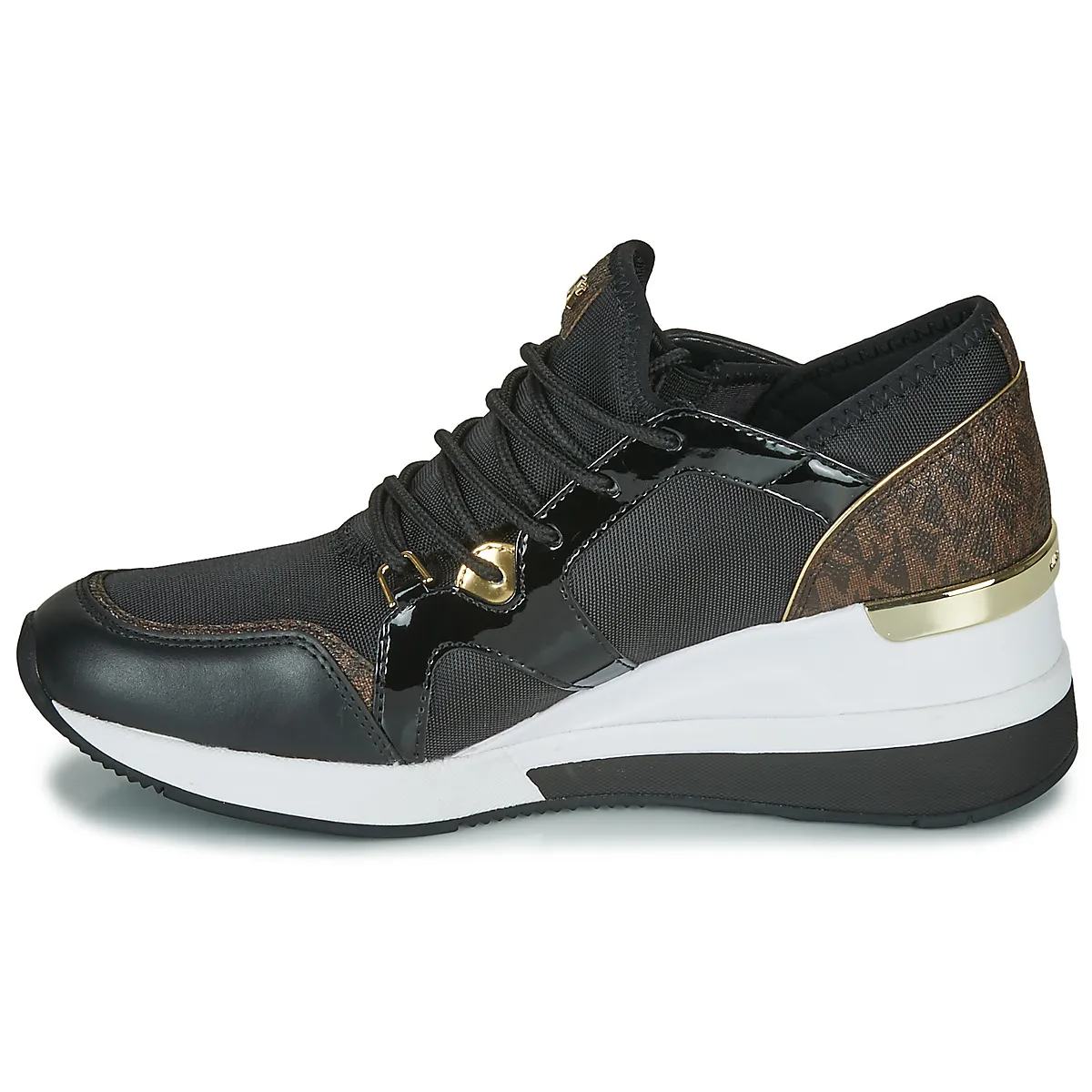 LIV TRAINER