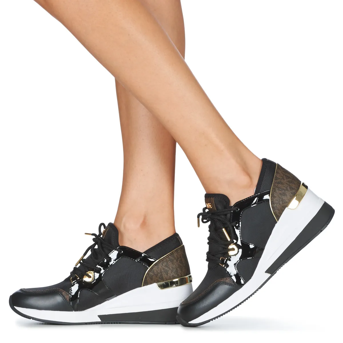 LIV TRAINER