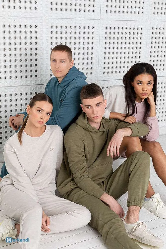 Mamelucos de Sofa Killer para cada miembro de la familia