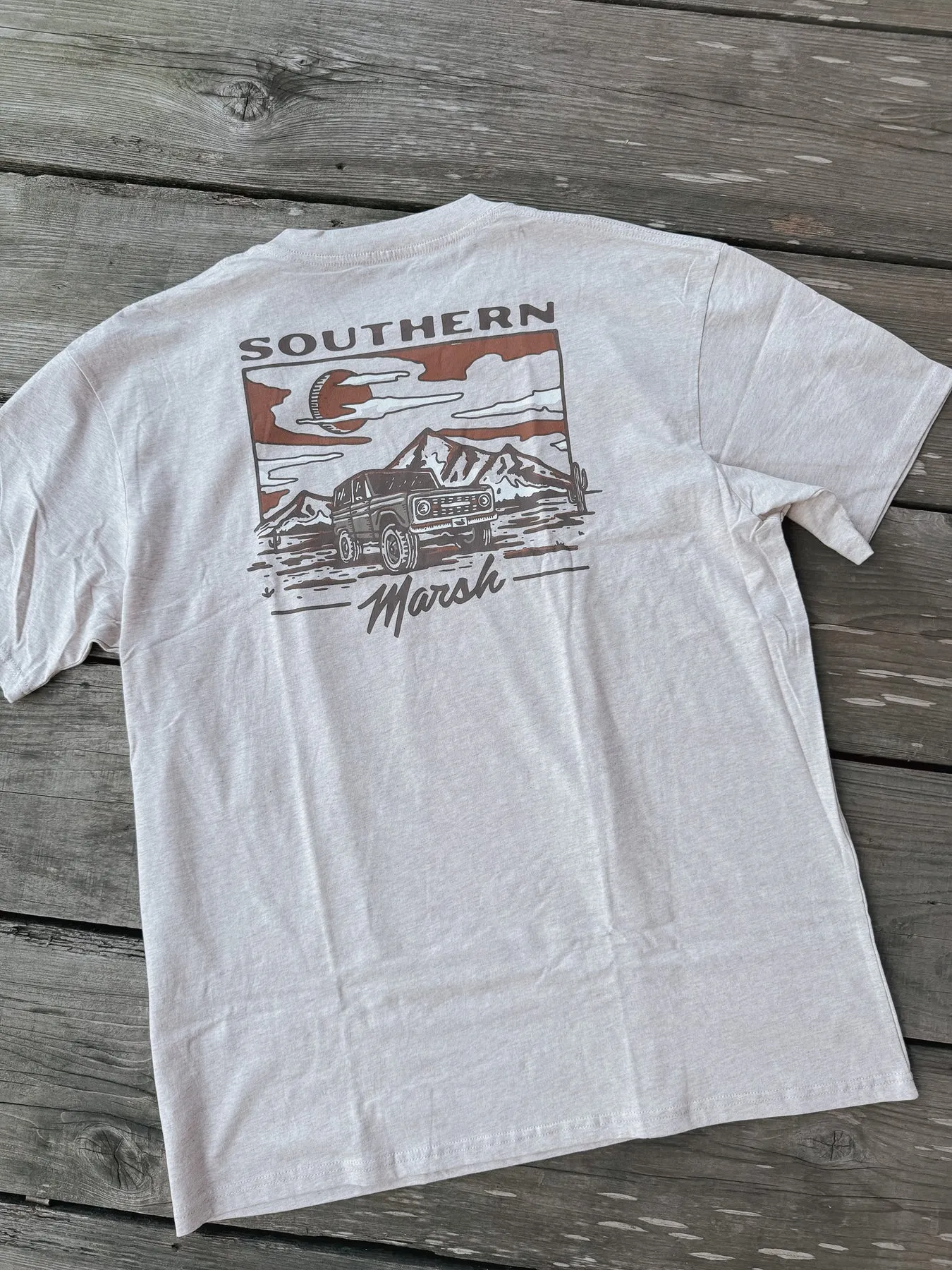 MEN'S SOUTHERN MARSH HIGH DESERT RODEO TSHIRT IN WASHED OATMEAL