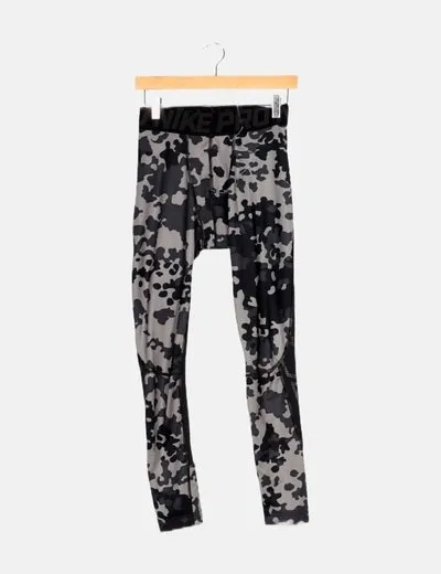Nike Legging negro estampado camuflaje