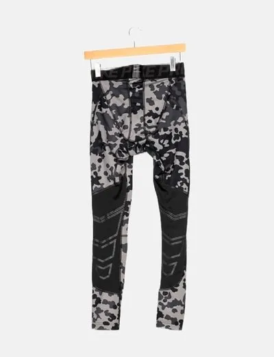 Nike Legging negro estampado camuflaje