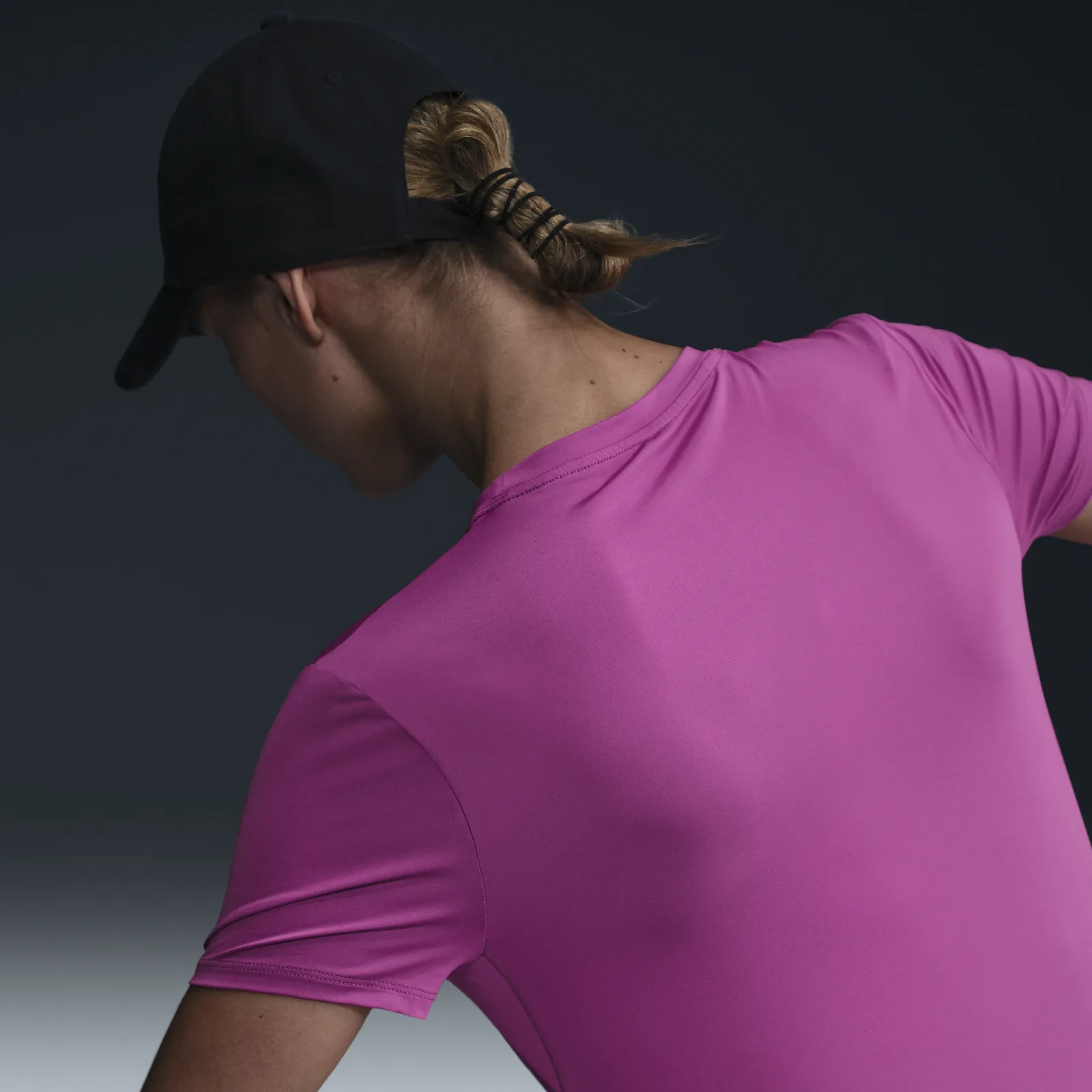 NIKE TSHIRT SHORT SLEEVE