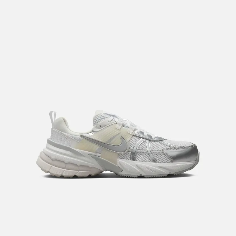NIKE V2K RUN FD0736104