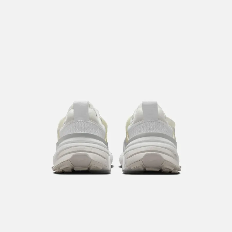 NIKE V2K RUN FD0736104