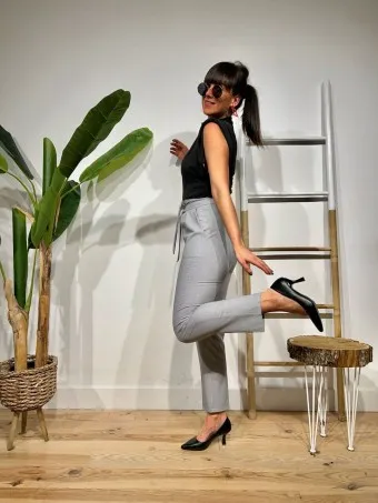 Pantalón Carrot NICONNE Gris