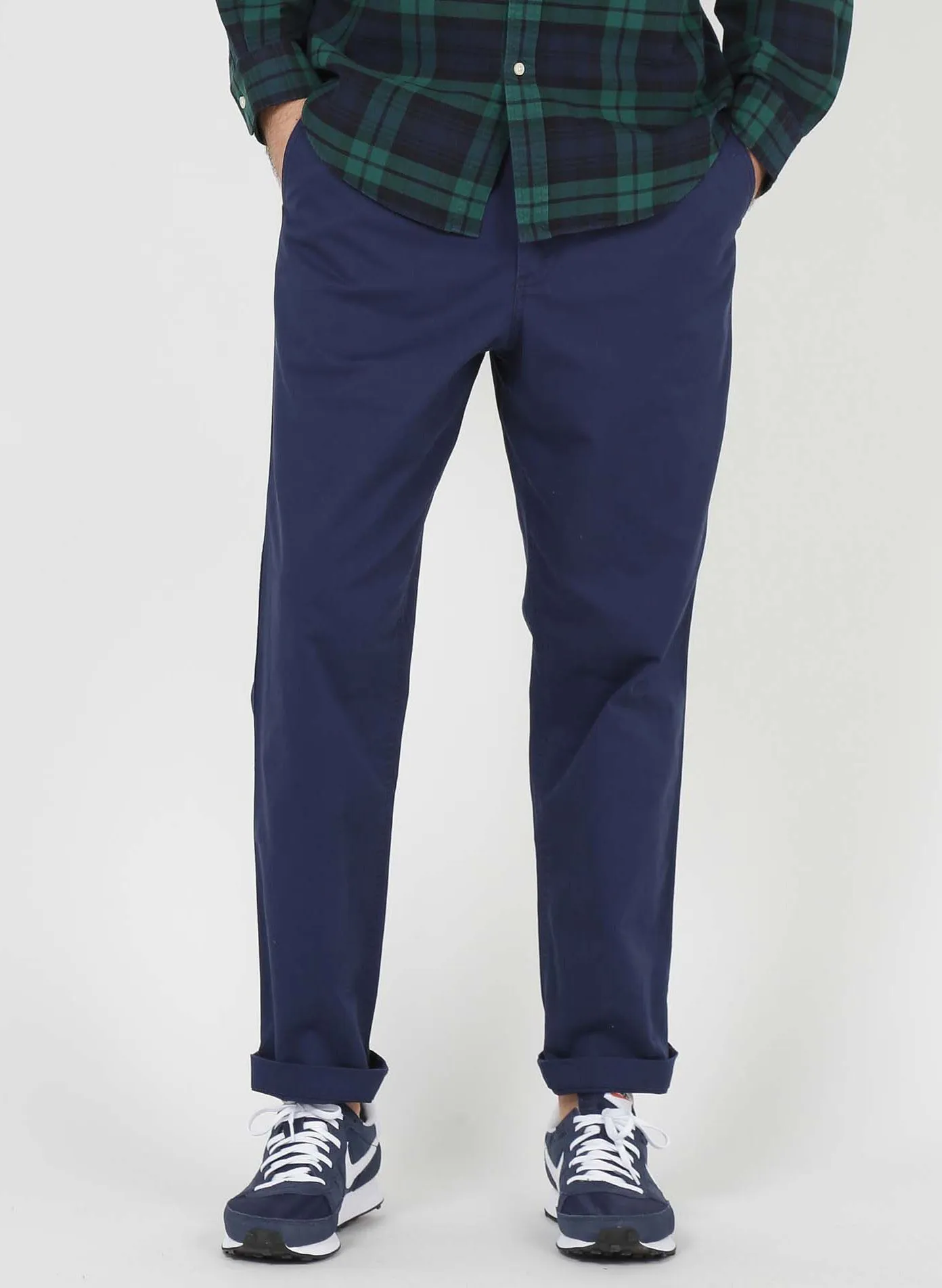 Pantalón chino de algodón elástico recto en azul