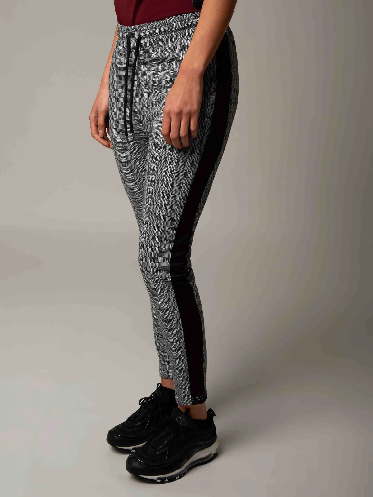 Pantalón de chándal con estampado de cuadros