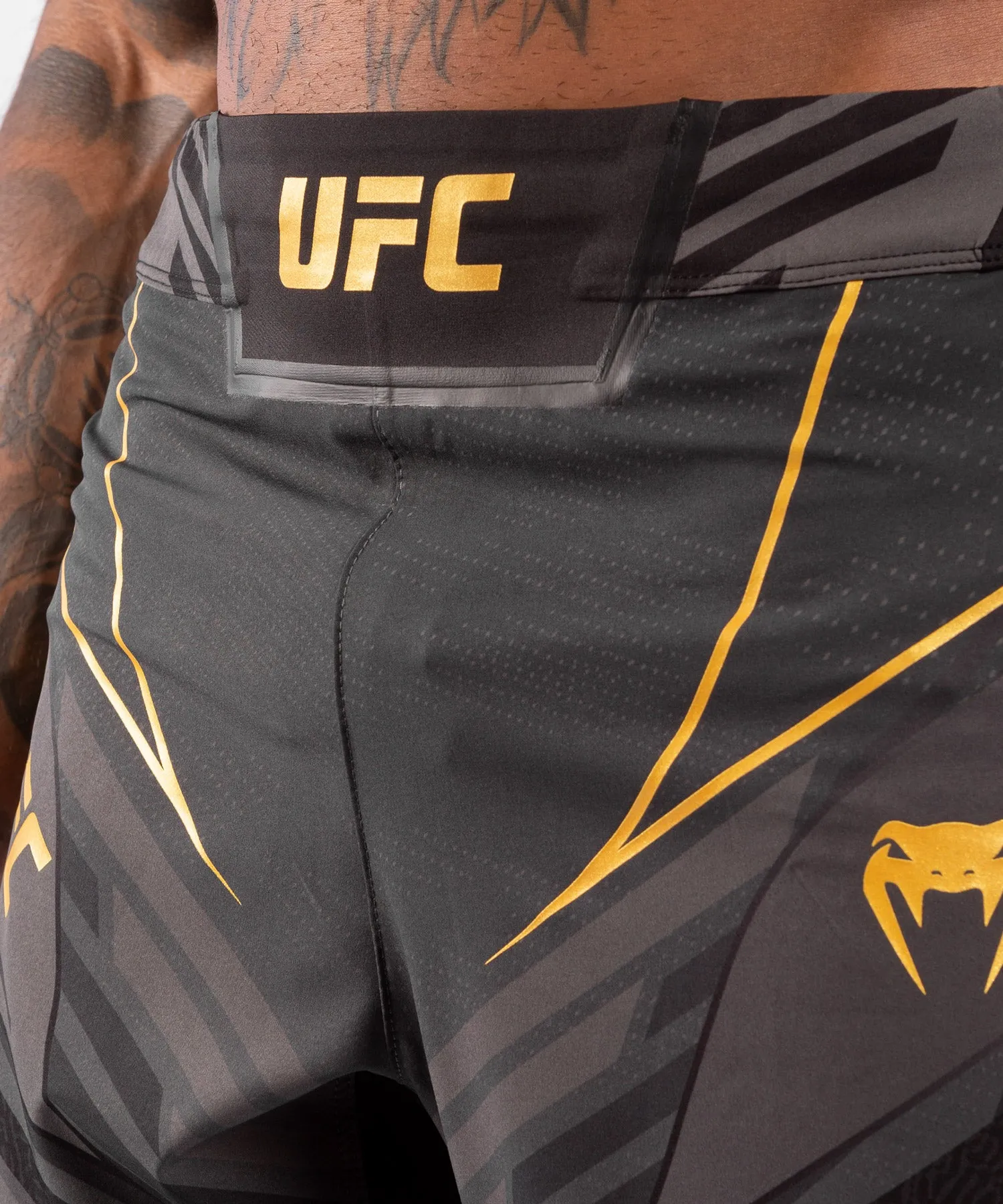 PANTALóN DE MMA PARA HOMBRE UFC VENUM AUTHENTIC FIGHT NIGHT – MODELO LARGO  CAMPEóN