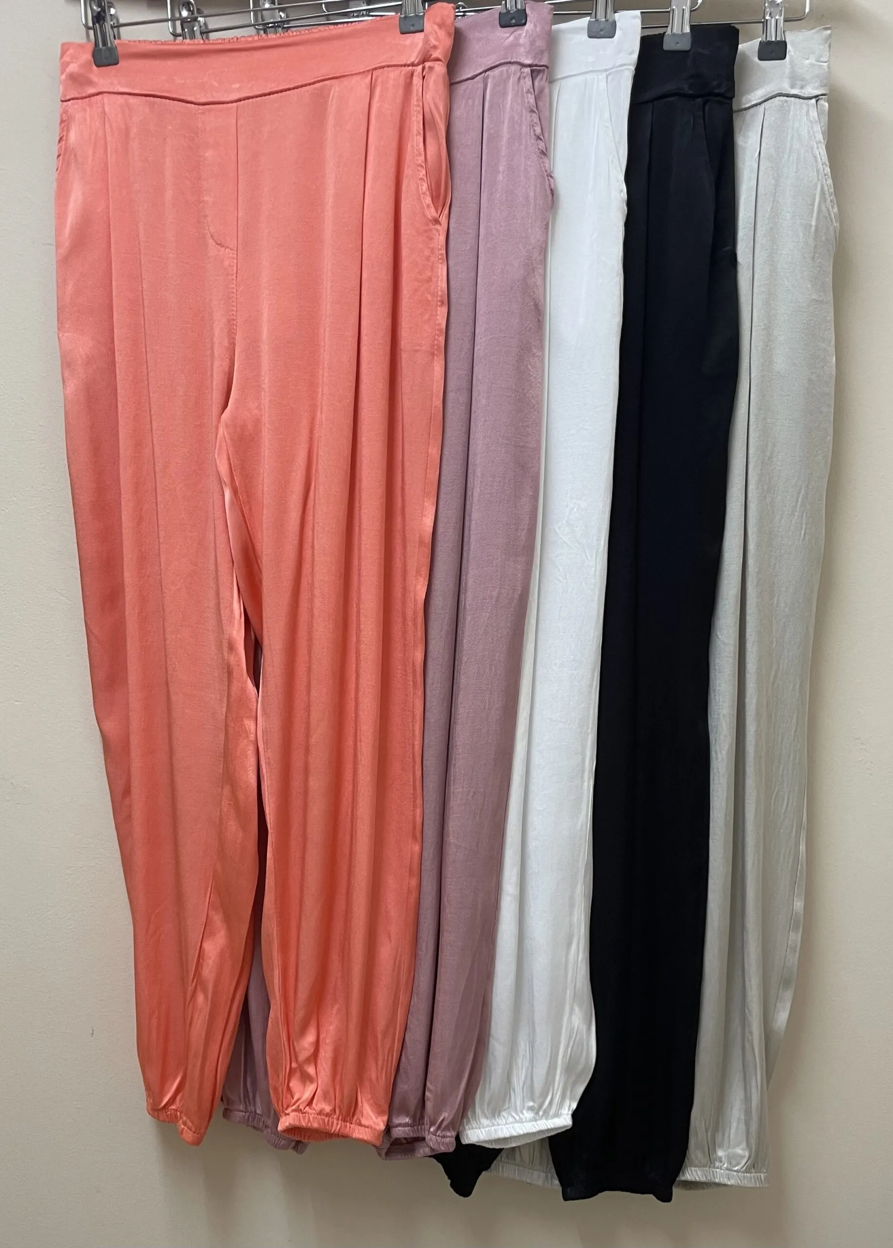 Pantalón Satén Negro