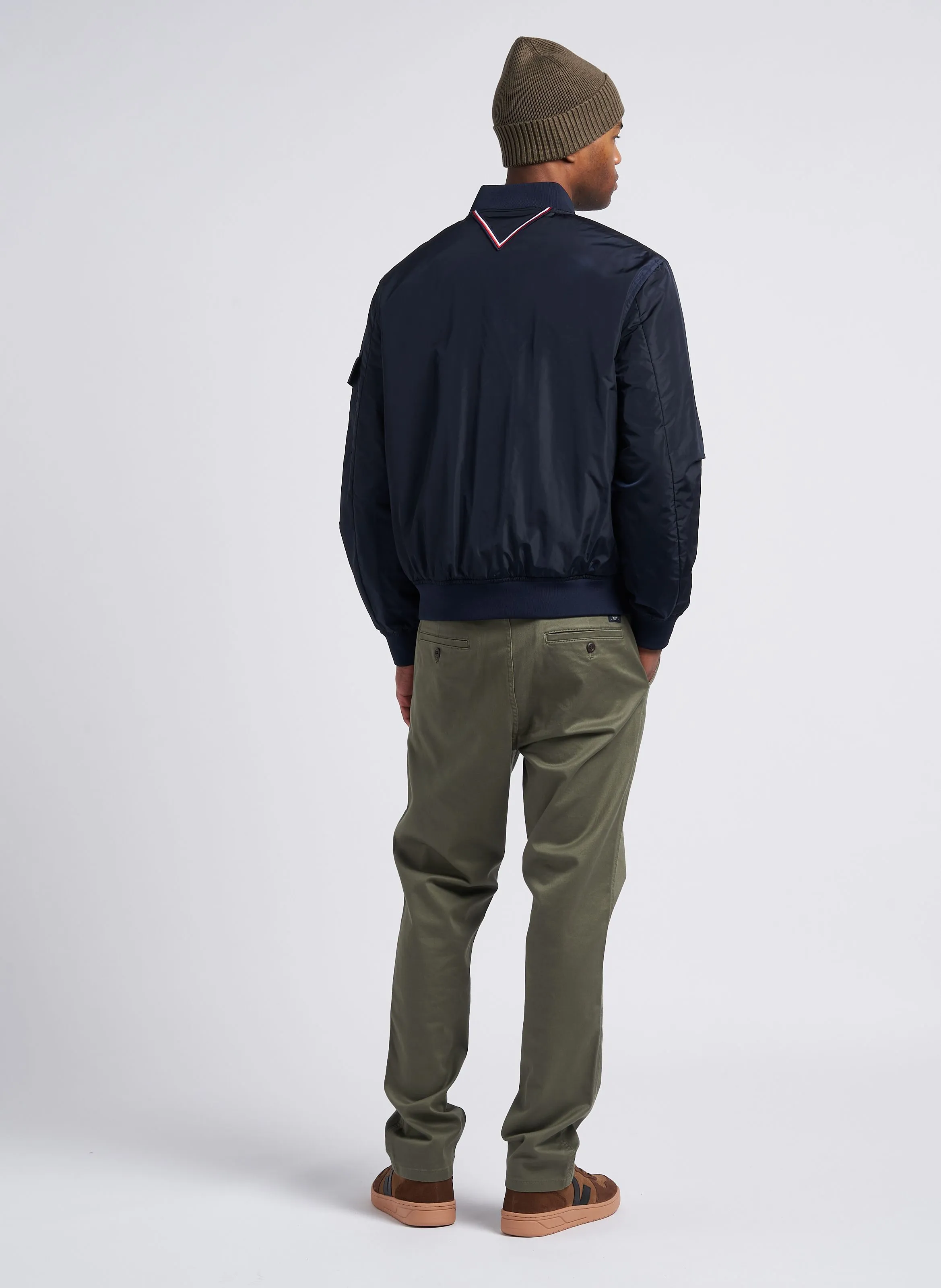 Pantalón slim de mezcla de algodón en caqui