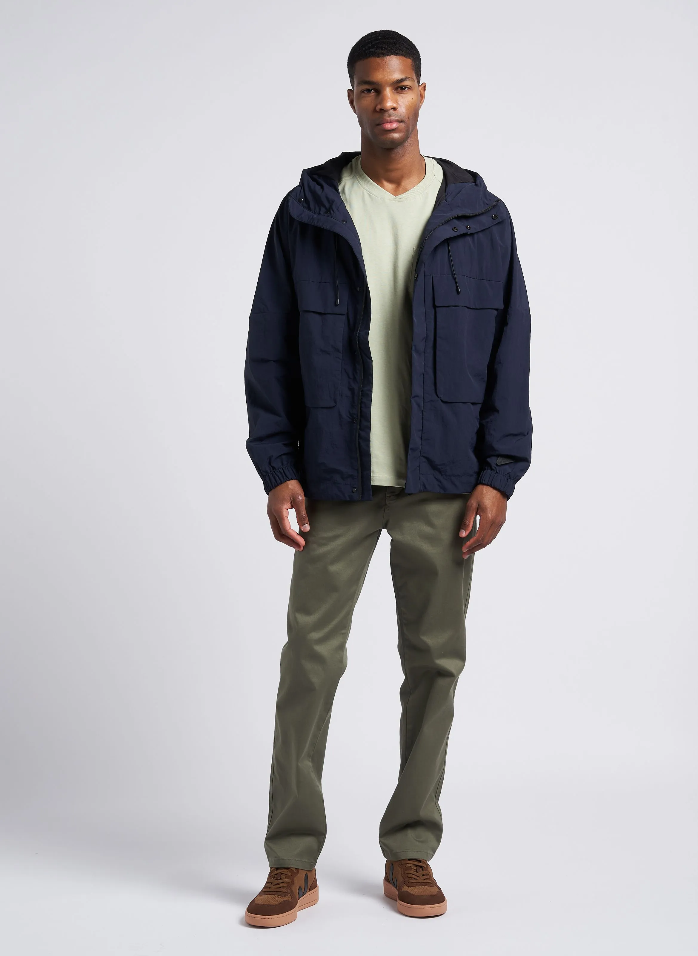 Pantalón slim de mezcla de algodón en caqui