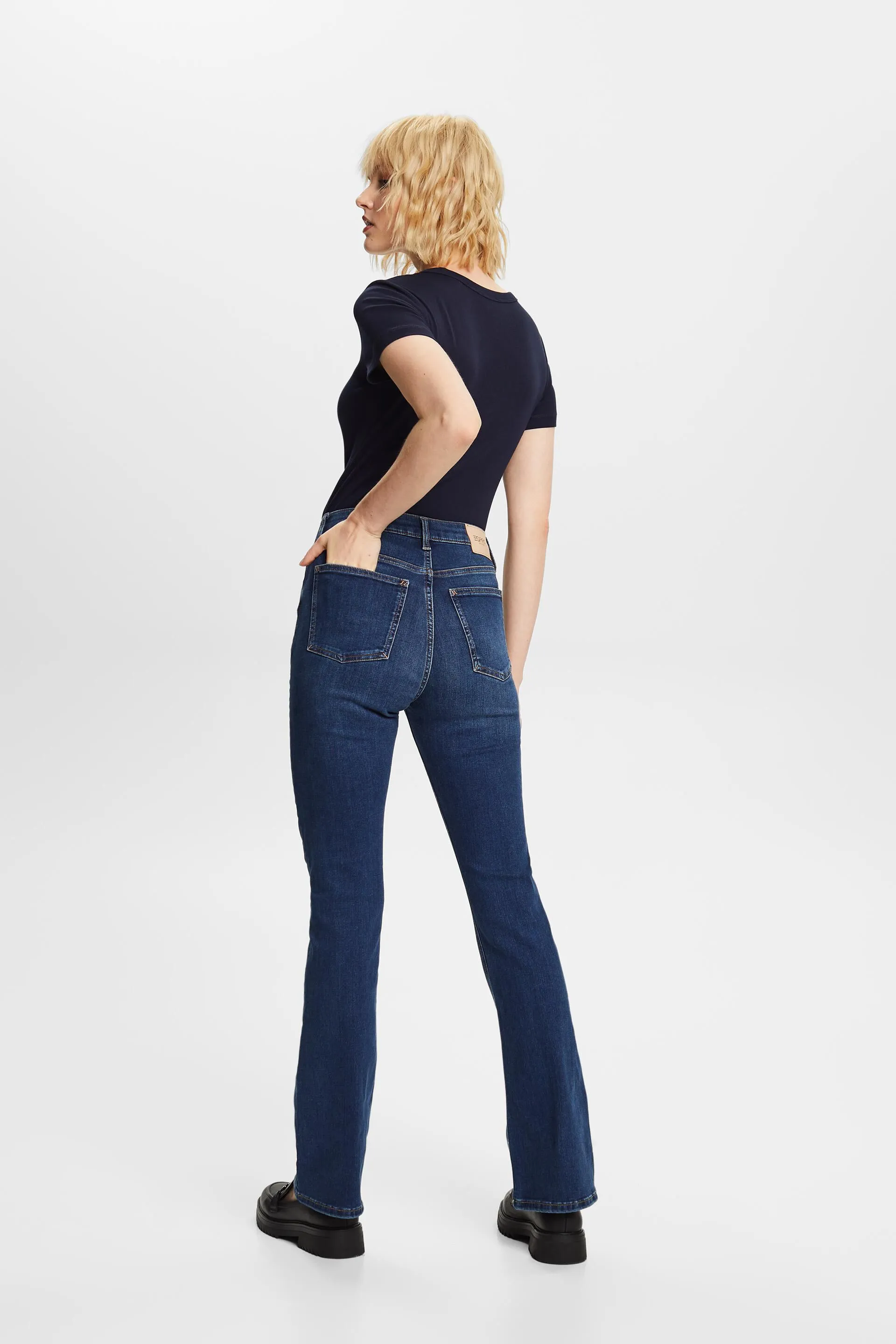 RECICLADOS: JEANS HIGHRISE BOOTCUT FIT