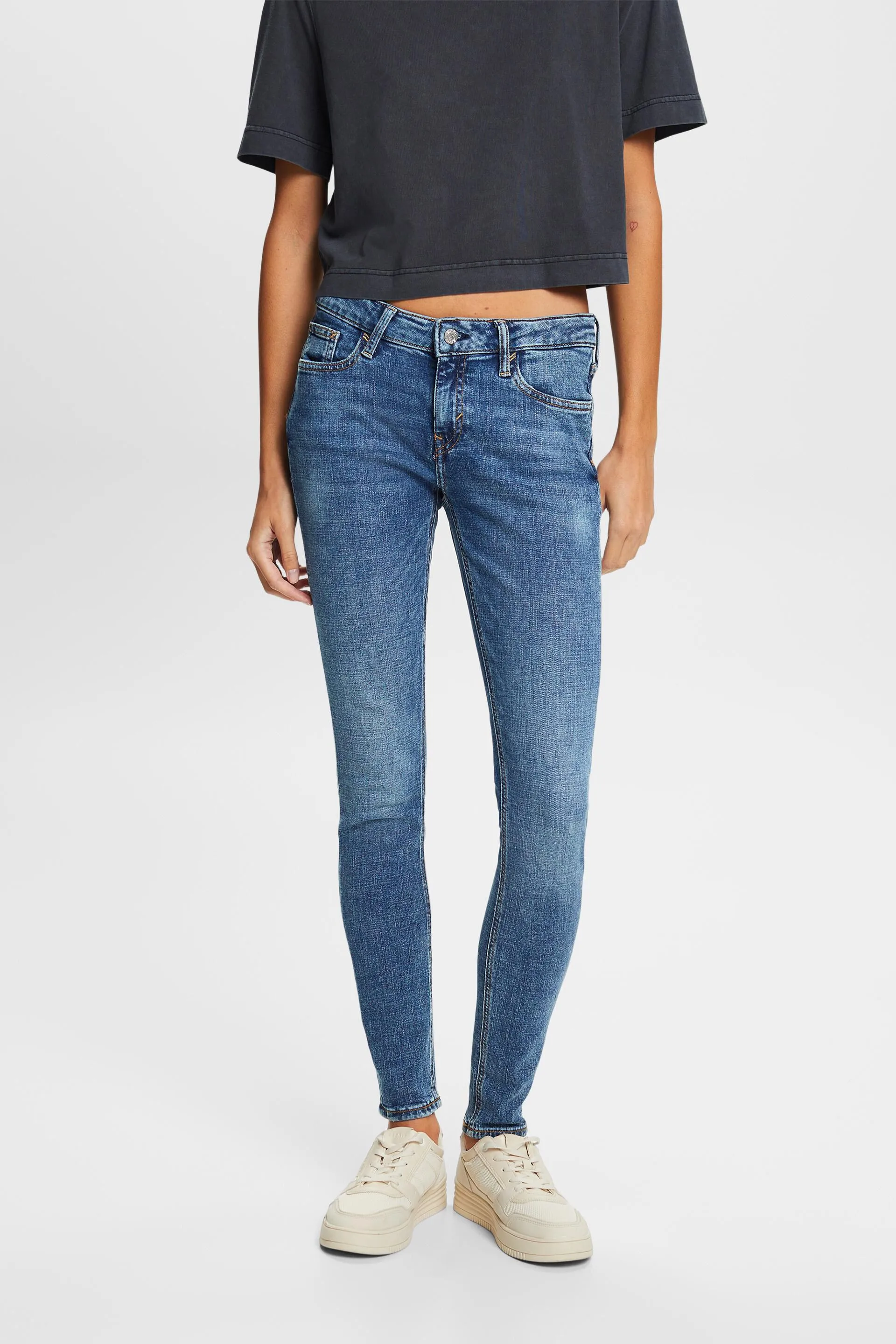 RECICLADOS: JEANS MIDRISE SKINNY FIT EL&AACUTE;STICOS